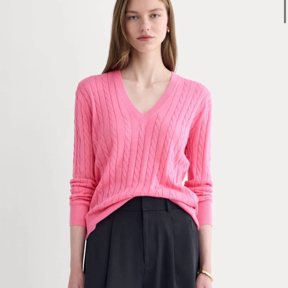 NWT Everlane The Cable V-Neck in Cotton Cashmere Sz Small deep pink